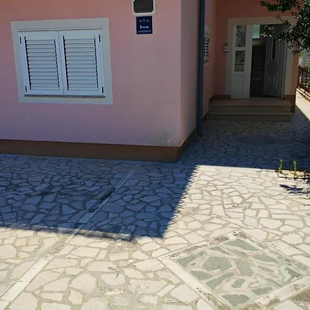 Ivic Lägenhet *